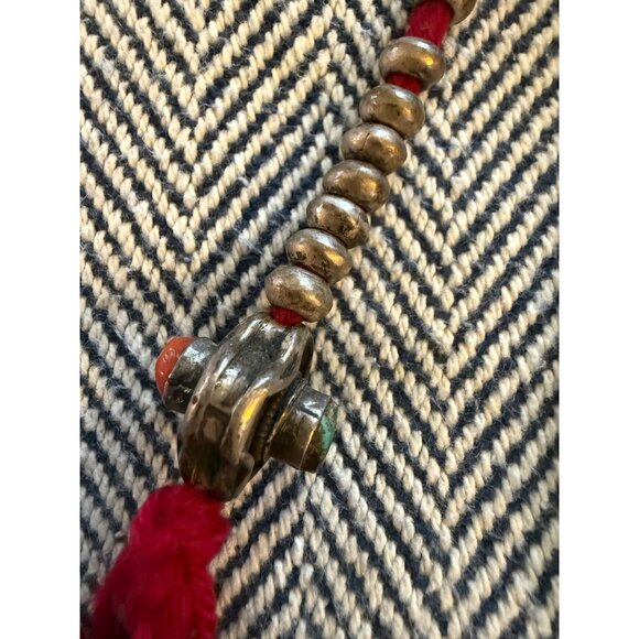 Tibetan Ritual Green Beaded Necklace With Lapis Lazuli Pendant Red Tassels - Picture 5 of 11